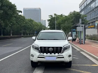 Toyota Prado (Import) · 2014 год