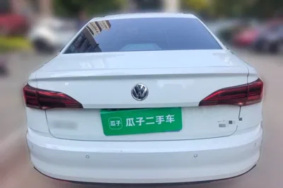 Volkswagen Bora 2019, 77100 км, за 48551.1 CNY
