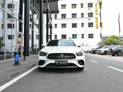 Mercedes-Benz E-Class 2022, 33600 км, за 219800 CNY