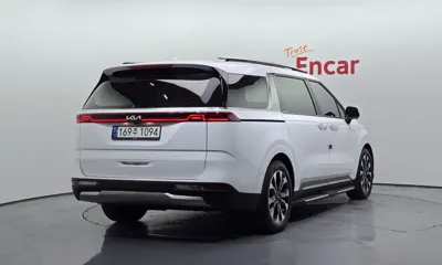 Kia Canival 2023, 80402 км, за 28300000 KRW