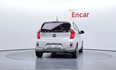 Kia Morning 2015, 60677 км, за 6000000 KRW