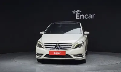 Mercedes-Benz B-Class 2015, 180884 км, за 5600000 KRW