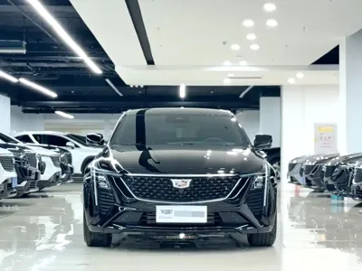 Cadillac CT5 2025, 23000 км, за 159800 CNY