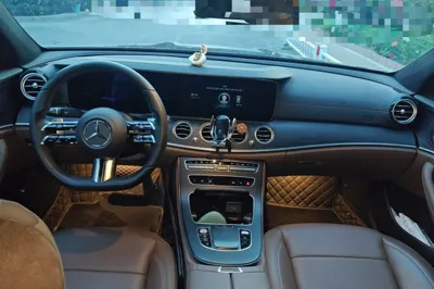 Mercedes-Benz E-Class 2022, 76400 км, за 244271.43 CNY - фото 10