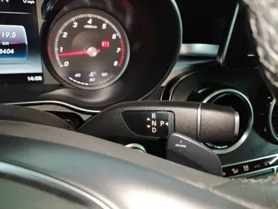 Mercedes-Benz C-Class 2018, 8400 км, за 139300 CNY - фото 10