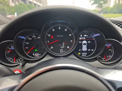 Porsche Cayenne 2015, 81000 км, за 178800 CNY - фото 12