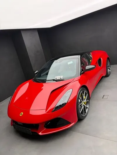 Lotus Emira · 2025 год
