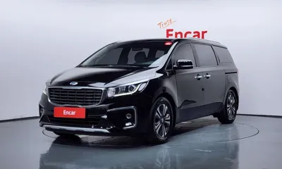 Kia Canival · 2019 год