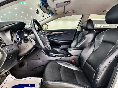 Hyundai Sonata 2012, 163991 км, за 4500000 KRW - фото 8