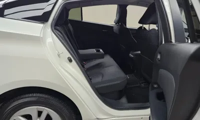 Toyota Prius 2017, 77402 км, за 14000000 KRW - фото 12