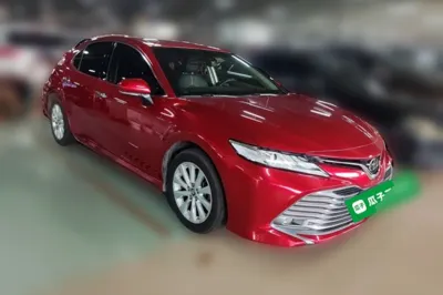 Toyota Camry 2018, 75300 км, за 75220.98 CNY