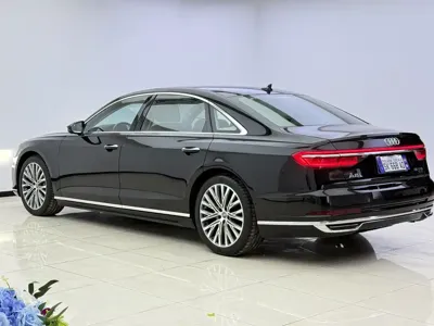 Audi A8 2019, 138000 км, за 239899 CNY - фото 9