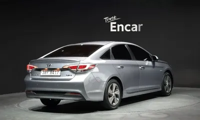 Hyundai Sonata 2016, 119974 км, за 9990000 KRW