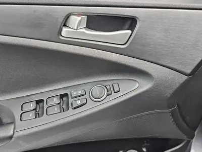Hyundai Sonata 2012, 171843 км, за 4900000 KRW - фото 12