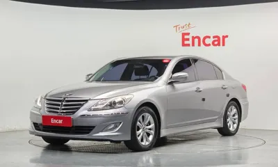 Hyundai Genesis · 2012 год