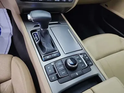 Hyundai Genesis 2016, 74350 км, за 12900000 KRW - фото 7