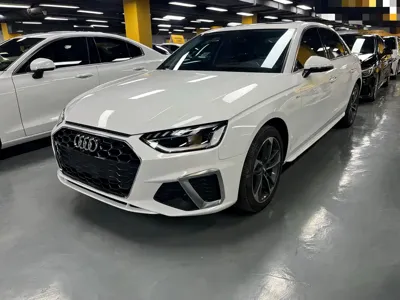 Audi A4L · 2021 год