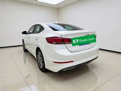 Hyundai Elantra 2017, 126500 км, за 19900 CNY