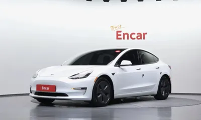 Tesla Model 3 · 2022 год
