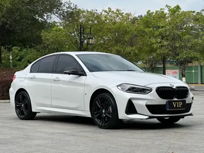 BMW 1 Series 2021, 70000 км, за 82800 CNY