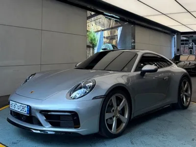 Porsche 911 · 2024 год