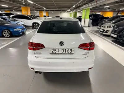 Volkswagen Jetta 2015, 93005 км, за 6500000 KRW - фото 5
