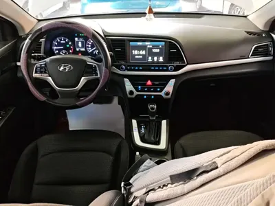 Hyundai Elantra 2017, 118000 км, за 32800 CNY - фото 10