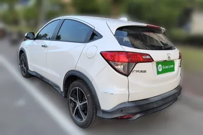 Honda Vezel 2020, 41600 км, за 56762.01 CNY