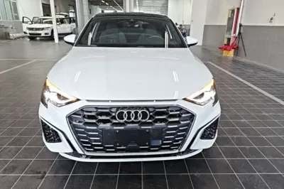 Audi A3 2021, 24500 км, за 106401.82 CNY