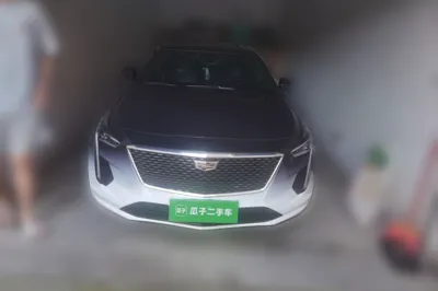 Cadillac CT6 2022, 64000 км, за 156216.4 CNY