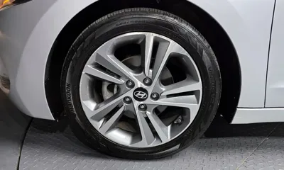 Hyundai Avante 2018, 73502 км, за 9900000 KRW - фото 5
