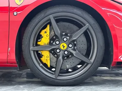 Ferrari F8 2022, 4000 км, за 2788000 CNY - фото 8