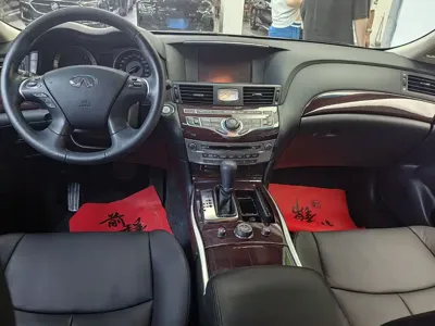 Infiniti Q70 2018, 80000 км, за 78000 CNY - фото 8
