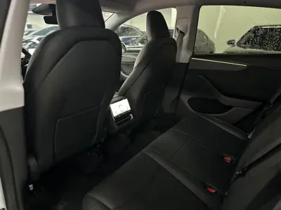 Tesla Model Y 2025, 6200 км, за 278000 CNY - фото 6