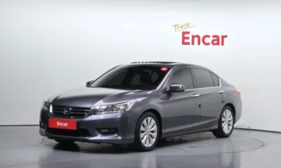 Honda Accord · 2015 год