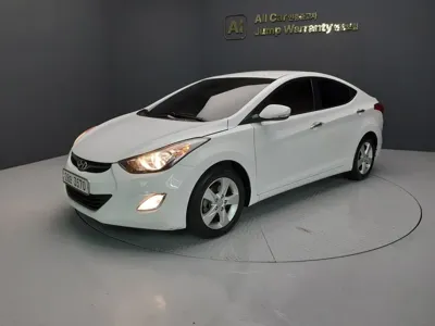 Hyundai Avante · 2013 год