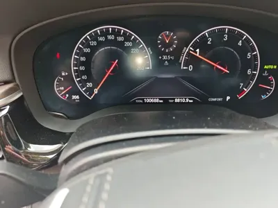BMW 5 Series 2018, 100600 км, за 117200 CNY - фото 9