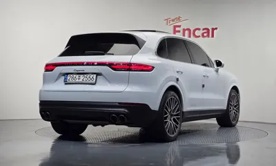 Porsche Cayenne 2021, 72244 км, за 77900000 KRW - фото 2