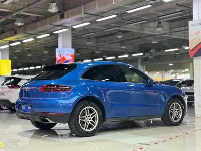 Porsche Macan 2017, 109000 км, за 123800 CNY