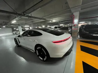 Porsche Taycan 2025, 28813 км, за 159250000 KRW - фото 6