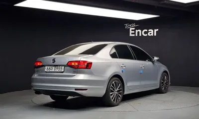 Volkswagen Jetta 2015, 81959 км, за 5590000 KRW