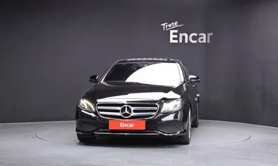 Mercedes-Benz E-Class 2019, 61820 км, за 20990000 KRW