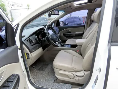 Kia Canival 2016, 80003 км, за 10900000 KRW - фото 5