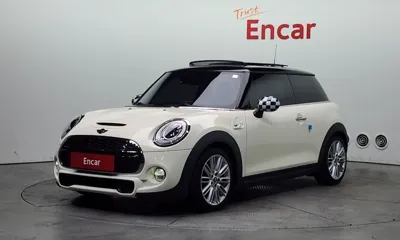 MINI Cooper · 2016 год