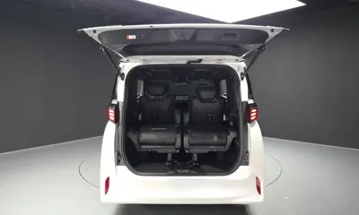 Toyota Alphard 2025, 8190 км, за 113900000 KRW - фото 29