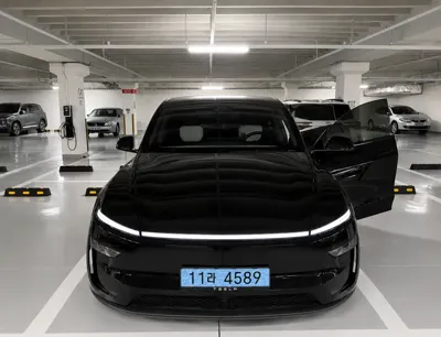 Tesla Model Y 2025, 3250 км, за 24170000 KRW - фото 3