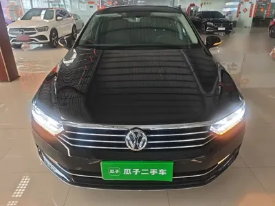 Volkswagen Magotan 2019, 73100 км, за 78200 CNY