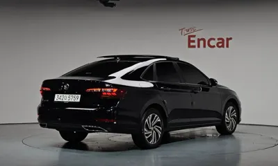 Volkswagen Jetta 2021, 42061 км, за 32900000 KRW