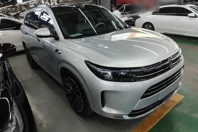 Hima AITO M7 2024, 29500 км, за 196379.07 CNY