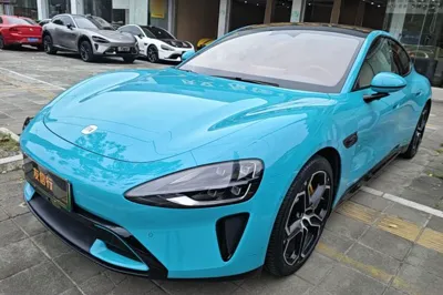 Xiaomi Auto SU7 · 2024 год